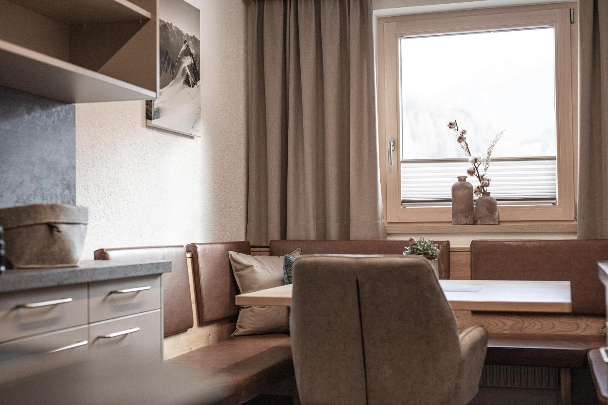 Gustls Ferienhaeusl Apartamento Sölden Exterior foto